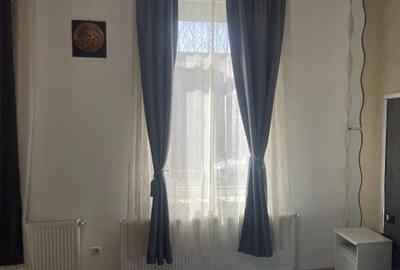 Casă individuală cu 2 camere cu Canalizare în Parcul Carol - 3