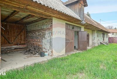 Casă cu 4 camere în Purcăreni - 8