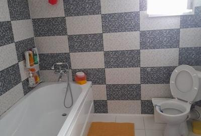 Casă cu 4 camere cu Teren 130 Mp în Central - 5