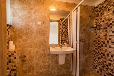 Casă individuală cu 12 camere cu Teren 3000 Mp în Bran - 30