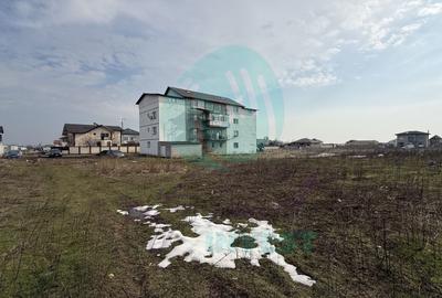 Teren Construcții intravilan de 826 mp, în Nord - 4