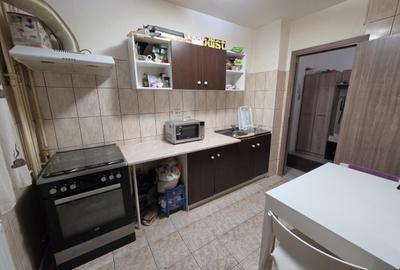 Apartament cu 4 camere decomandat, mobilat în Titan - 12