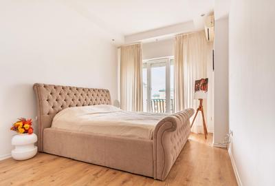 Apartament 3 camere Cosmopolis - terasa 14 mp - direct proprietara - 5