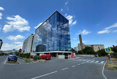 Apartament modern cu 3 camere, balcon cu vedere la Somes, bloc nou - 1