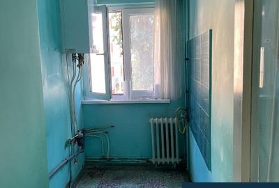 Apartament 3 camere, Resita, Aleea Macilor - 2