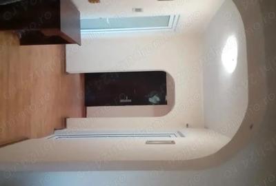 Apartament cu 3 camere decomandat în Micro 38 - 5
