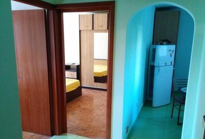 Apartament cu 2 camere decomandat, mobilat în Eroii Revoluției