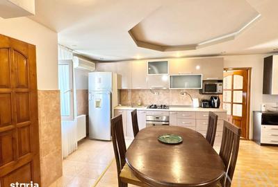 Apartament cu 3 camere în Decebal
