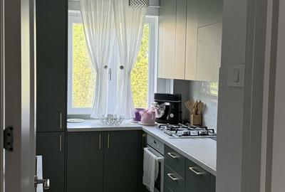 Apartament cu 3 camere decomandat în 1 Mai - 7