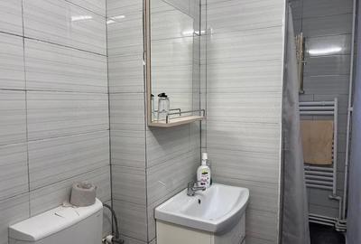 Garsonieră decomandată în Gojdu