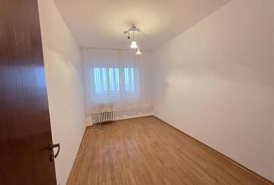 4 camere decomandat - Nicolae Titulescu nr. 14 - Victoriei - 8