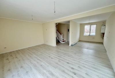 Comision 0%, 4 Camere, Front Stradal Generos - 1