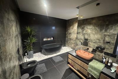 Casă cu 4 camere în Central - 4