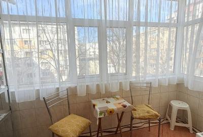 Apartament cu 3 camere, mobilat în Nicolina - 13