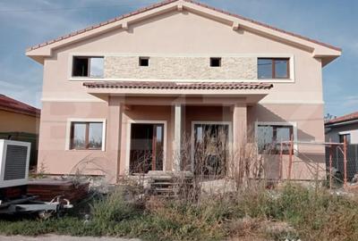 Casă cu 4 camere cu Teren 250 Mp în Sânandrei - 2