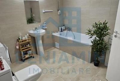 Apartament cu 4 camere decomandat în Noua - 7