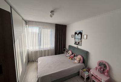 Apartament cu 3 camere decomandat în Nufărul - 3