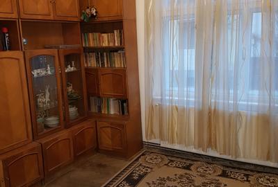 Apartament la casa cu loc de parcare in curte, zona Gara Mare - 10