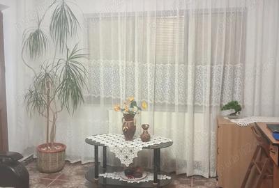 Apartament cu 3 camere decomandat în Dorobanți - 1