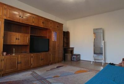 Titan - Costin Georgian Garsoniera - 4