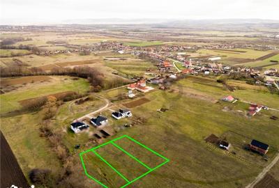 Teren de 950 mp, în Saca - 5