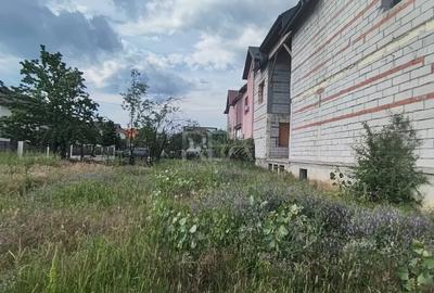 Duplex cu 10 camere cu Teren 1430 Mp în Domnești - 5