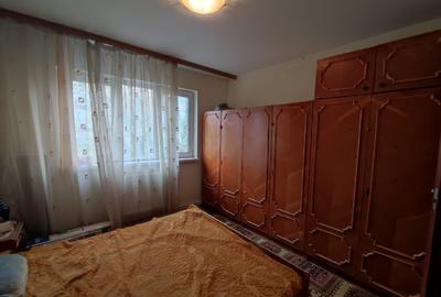 Apartament cu 3 camere decomandat în Tomis III - 10