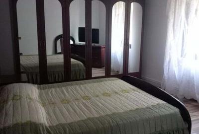 Casă cu 3 camere în Tudor Vladimirescu - 2