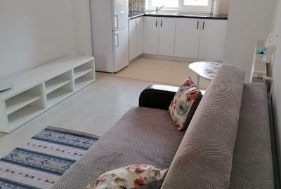 Apartament cu 2 camere decomandat în Central - 2