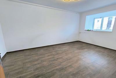 Apartament cu 2 camere decomandat în Baba Novac