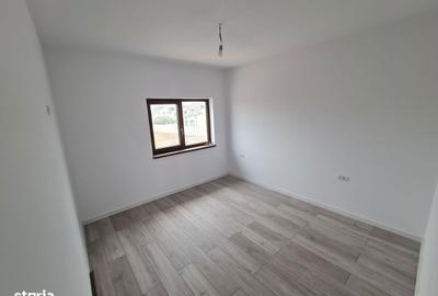 Casă cu 4 camere decomandat în Vladimirescu - 6