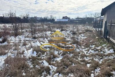 Teren de 3400 mp, în Livezi - 3