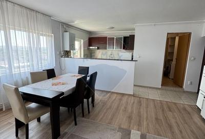 Apartament cu 3 camere decomandat în Vasile Aaron