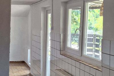 Spațiu comercial, de 35 mp, în Suseni - 2