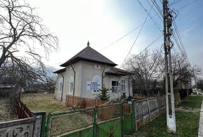 Casă cu 2 camere cu Teren 4000 Mp în Ulmi - 2