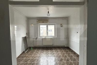 Apartament cu 3 camere decomandat în Brâncoveanu - 9