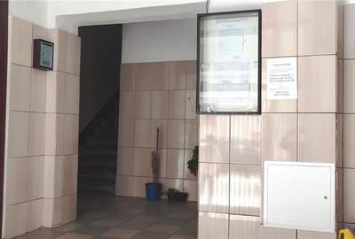 Apartament cu 3 camere decomandat în Crihala - 1