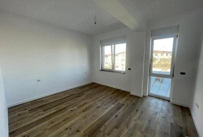 Apartament cu 3 camere decomandat în Siloz - 6