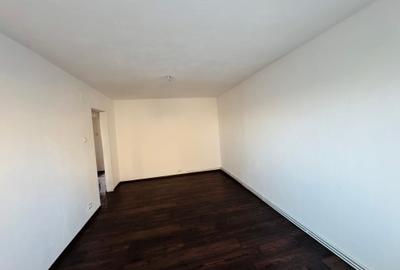 Lipovei, 3 camere, decomandat, et 3 - 6