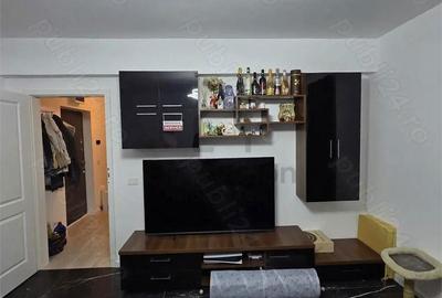 Apartament cu 2 camere semidecomandat, mobilat în Central - 2