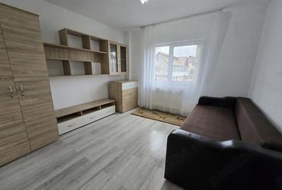 Apartament cu 2 camere decomandat în Între Lacuri - 1