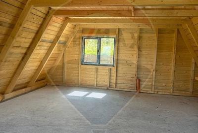 Casă individuală cu 2 camere cu Teren 17490 Mp în Ponor - 2