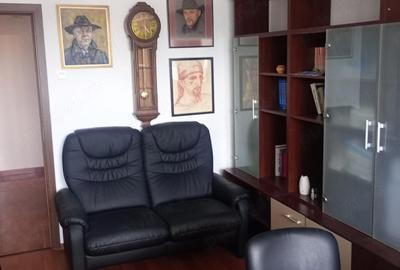 Apartament cu 2 camere decomandat în Central - 1