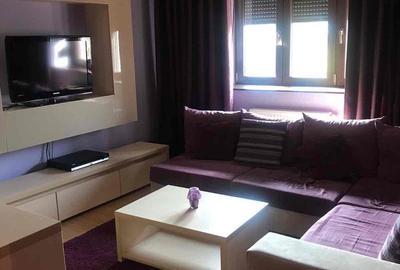 Apartament cu 2 camere decomandat în 13 Septembrie