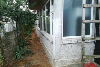 Casă cu 2 camere cu Teren 1000 Mp în Poienarii Burchii - 8