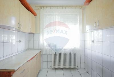 Apartament cu 3 camere de vanzare, zona Rogerius - 20