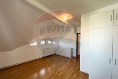 Apartament de inchiriat 3 camere, Aleea Rosiorilor - 7