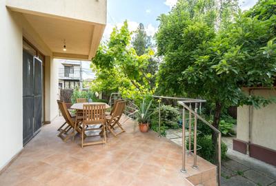 COMISION 0% - Baneasa/ Dobrogeanu Gherea-Garlei -Vila P+1+M 6 camere curte 550mp - 2