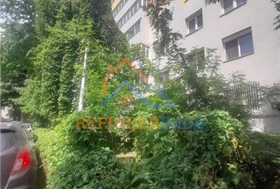 Apartament cu 3 camere semidecomandat în Central - 8