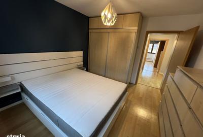 Apartament cu 3 camere decomandat în Cristian